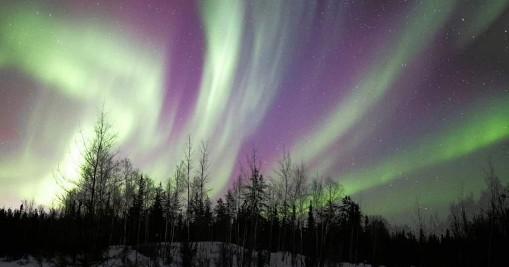 September in Yellowknife: Prime Time for Northern Lights