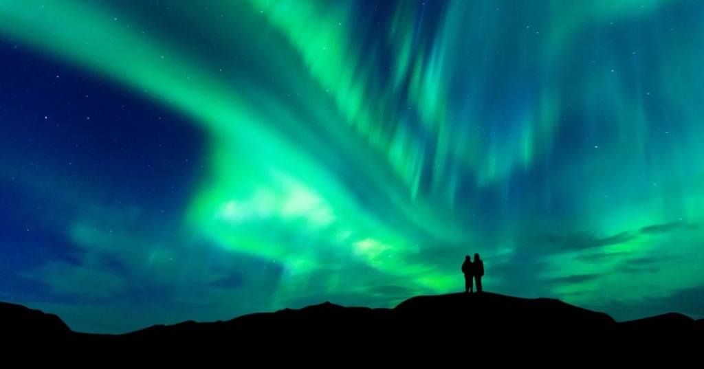Aurora Hunters: Preparing for Peak Northern Lights Season in November