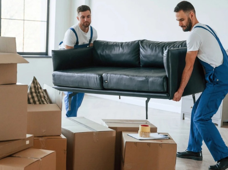 Moving From Alberta to Yellowknife: The 2026 Logistics and Shipping Guide